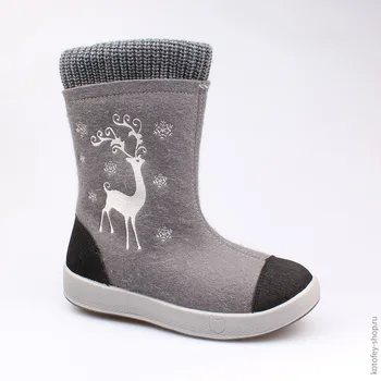 

567046-41 boots
