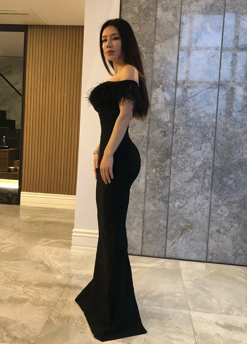 LEGER BABE Новое черного и телесного цвета длинное облегающее платье селфи-палка со штативом, Bluetooth без бретелек Эластичный задней части пера разлитой футляр Русалка Макси платье