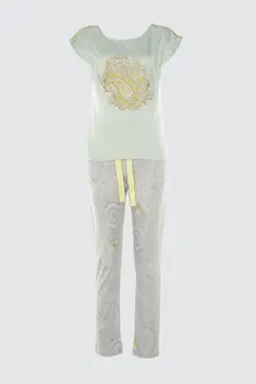 

Trendyol Printed Knitted Pajamas Set THMSS20PT0318