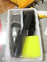 Cortadora de pelo profesional recargable para hombres, máquina eléctrica para cortar Cabello, con cuchilla de cerámica de titanio, de bajo ruido, para barbero