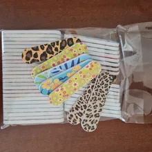 Más de 50 unids/lote Archivo de clavo de Mini tampón para uñas doble-cara estampada portátil pedicura manicura Vijlen uñas papel de lija archivo