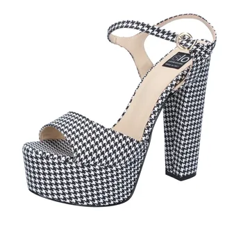 

ISLO sandals woman black fabric