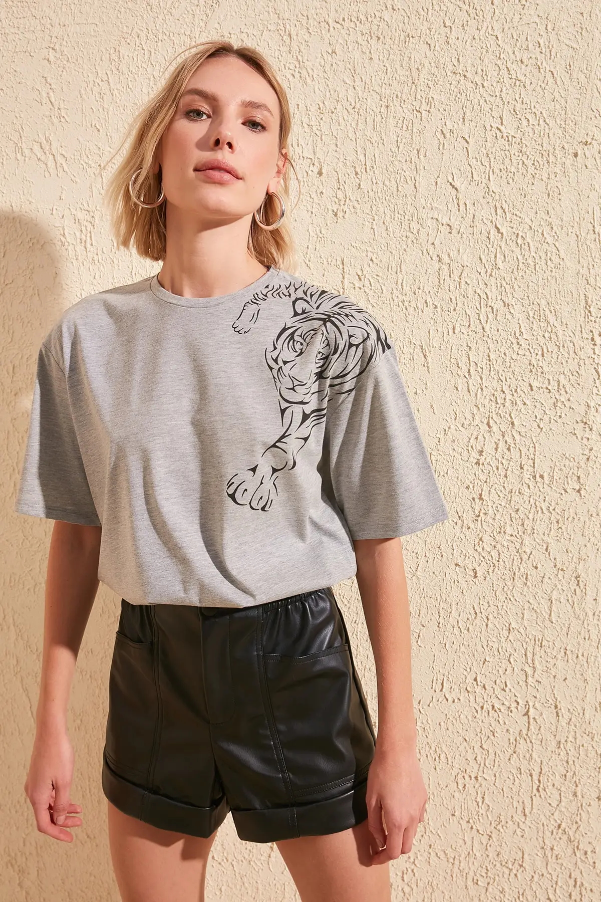 

Trendyol Printed Boyfriend Knitted T-Shirt TWOSS20TS0707