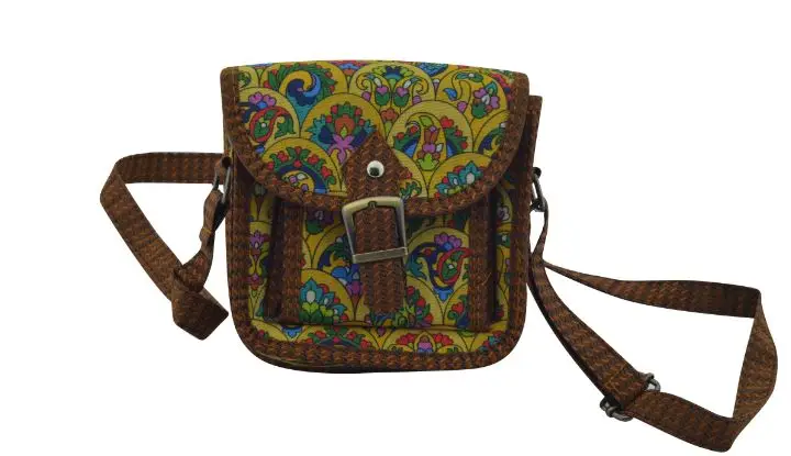 

GORGEOUS PATTERNED WOMEN'S BAG WITH ITS PERFECT DESIGN EASY TO USE WHERE YOU WANT FREE SHIPPING