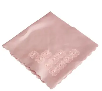 

4 pcs Needle Embroidered Groom Pouch Powder