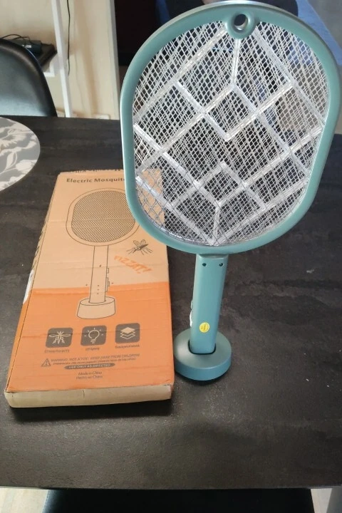 Hot Sale 4000V Electric Insect Racket Swatter Zapper USB Rechargeable Summer Mosquito Swatter Kill Fly Bug Zapper Killer Trap photo review