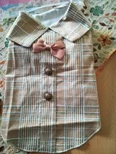Ropa de verano para perros, traje khaki fresco a cuadros con lazo, camisas con botones a presión, vestidos de decoración