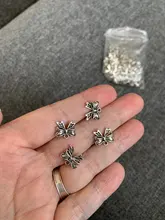 50 piezas encantos Bowknot Bow 11x10mm antiguo bronce plata Color colgantes DIY collar hacer hallazgos joyería tibetana hecha a mano