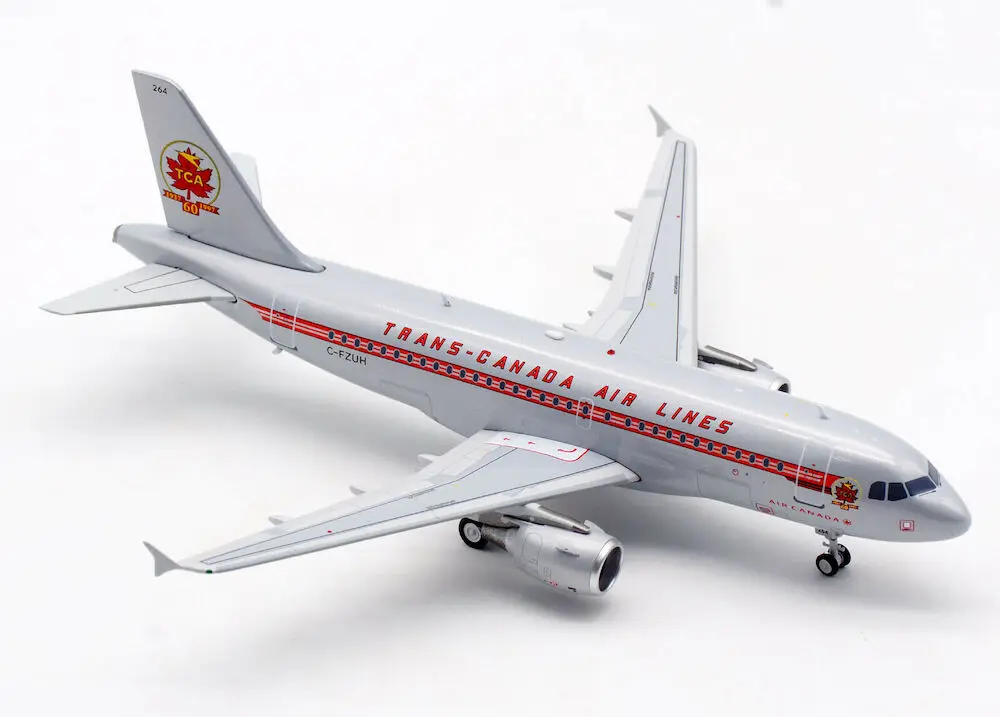 Модель самолета Airbus A319 Air Canada |