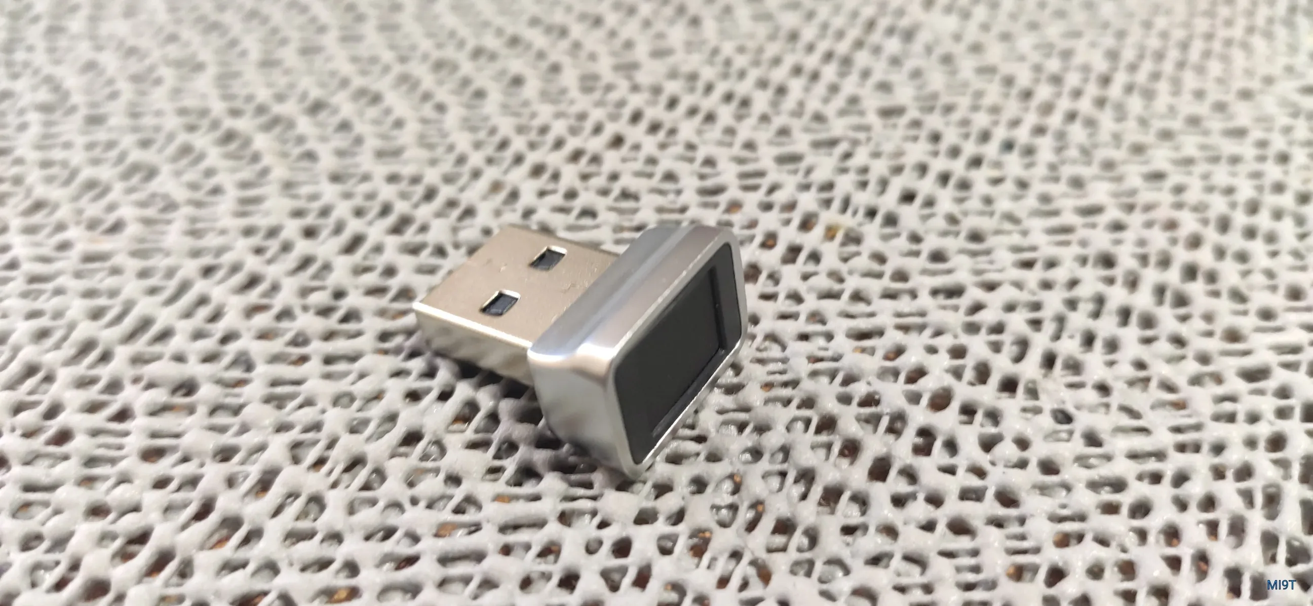 Отзыв о товаре USB-считыватель отпечатков пальцев для безопасных ключей Windows, биометрический сканер отпечатков пальцев, сенсорный модуль для мгновенного прикосновения, простой в использовании, 1 шт. от пользователя A***v