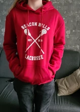 Sudadera con capucha de Teen Wolf para hombre, ropa deportiva masculina con estampado de Lahey, McCall y Stilinski 24, jersey de chándal de hiphop de estilo casual disponible en color rojo