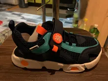 Sandalias para niños antideslizantes y transpirables, zapatos de verano, con marco hueco, a la moda, novedad de verano