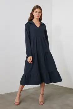 

Trendyol Wide Cut Dress TWOAW21EL0128
