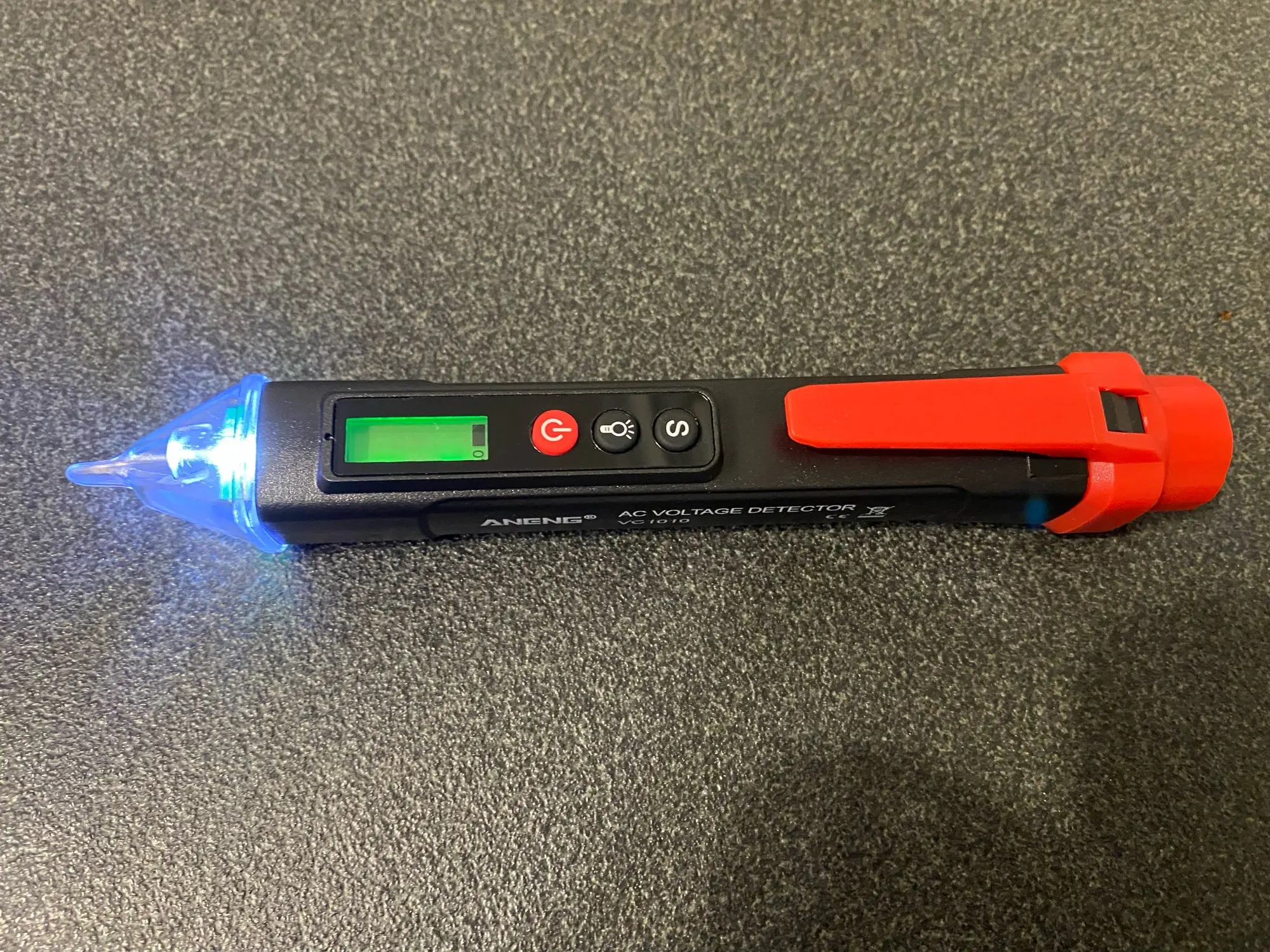 Отзыв о товаре ANENG VC1010 вольтметр цифровой тестер индикатор напряжения тестер напряжения Цифровые датчики напряжения переменногопостоянного тока умная бесконтактная ручка измерительный прибор индикаторная отвёртка вольтметры от пользователя M***v