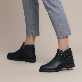 

FLO 19K-093 Black Women Boots BUTIGO