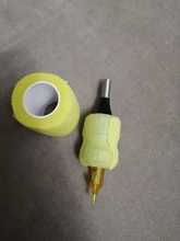 Vendaje elástico autoadhesivo desechable para mango con tubo de estiramiento, accesorios de tatuaje de Color aleatorio x1