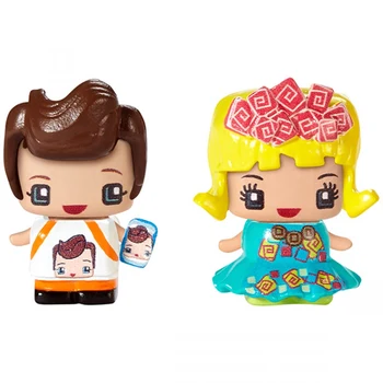 

Toy mmmqs set of two figures in assortment