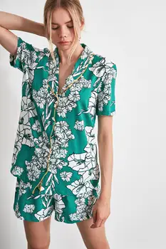 

Trendyol Flower Printed Knitted Pajamas Set THMAW21PT0136