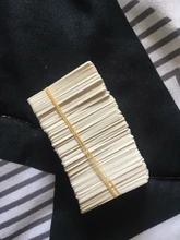 Soporte de exhibición para pendientes, caja de embalaje de cartas con logotipo personalizado, Color marrón, blanco y negro, de papel Kraft, 4 tamaños, 100 Uds.