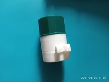4 en 1 portátil 4 capas de polvo amoladora de tableta en polvo cortador de píldoras separador de medicamentos caja trituradora de almacenamiento 3 colores