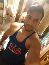 Muscleguys-Camiseta sin mangas con capucha para entrenamiento de hombres, chaleco de punto para Fitness, ropa de gimnasio de marga para culturismo y jugador