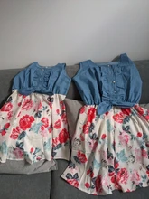 Vestidos de verano para madre e hija, ropa a juego familiar para mujer y niña, vestido Floral sin mangas con volantes, traje de flores elegante