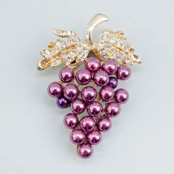

Brooch jewelery bunch of grapes (purple) (52080)