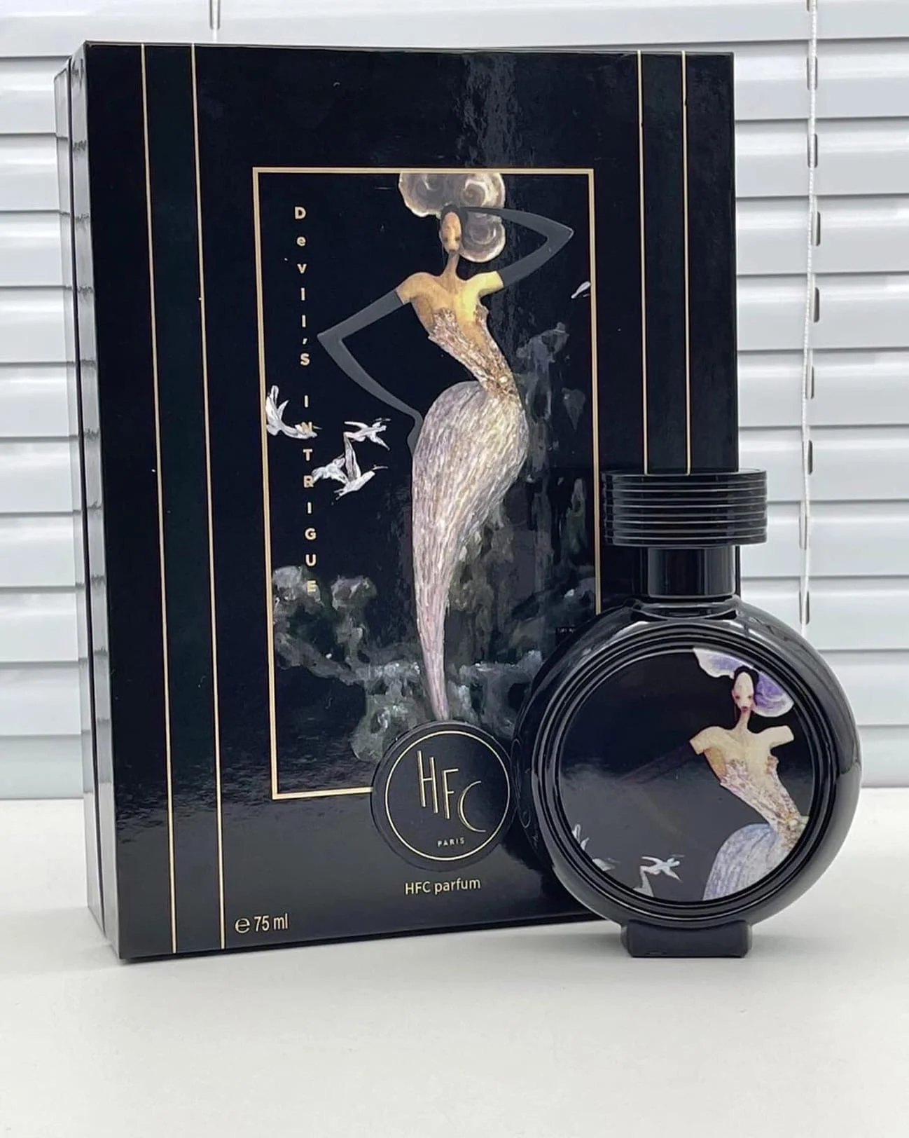 Парфюм Devil's Intrigue Haute Fragrance Company HFC для женщин 75