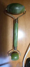 Rodillo de Jade para masaje Facial, rodillo de Jade verde y rosa, piedra Natural, herramientas para el rostro, mentón, cuello, belleza, cuidado de la piel