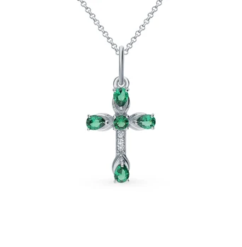 

Silver Pendant with cubic zirconia sunlight sample 925 test