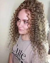 Ídolo de moda Afro rizado pelo sintético resistente al calor, paquetes de pelo de onda profunda extensiones marrón 2 unids/lote 26 pulgadas de la armadura del pelo