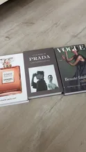 Hermosa decoración de escritorio moderno decoración de libros falsos habitación libro de moda Decoración de casa modelo de estudio suave