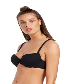 

GISELA, Top bikini estampado animal print, 90% poliamida, 10% elastano, de la mejor calidad y comfort.