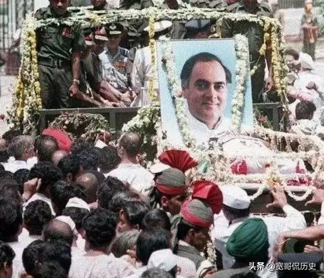 印度出兵十万到斯里兰卡,印度总理怎么会被炸死?