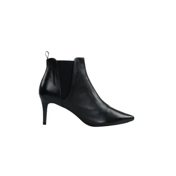 

JB martin ankle boots. ps187