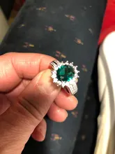 Huitan-anillos de boda de la serie de plantas románticas, anillo de compromiso de estilo europeo Vintage con piedra verde brillante, forma de flor de lujo