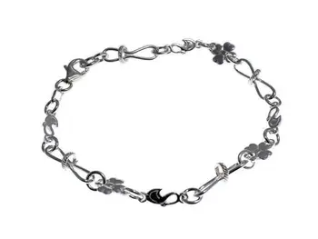 

Silver bracelet combining 4 leaf loops and trees