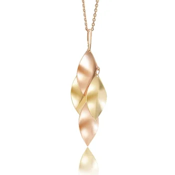

Yuz platinum pendant made of combined gold