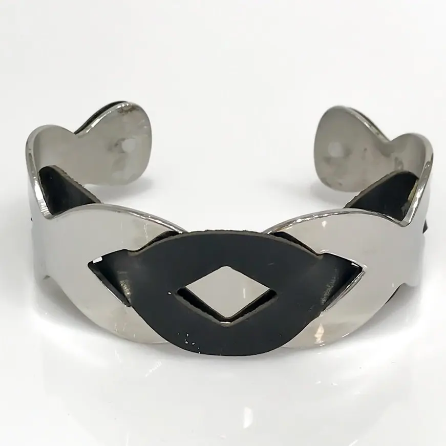 

Thick Leather Handcuffs Steel Male Bracelet
