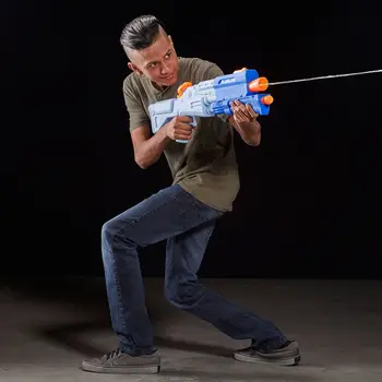 

Water Blaster TS-R Fortnite Super Soaker Nerf