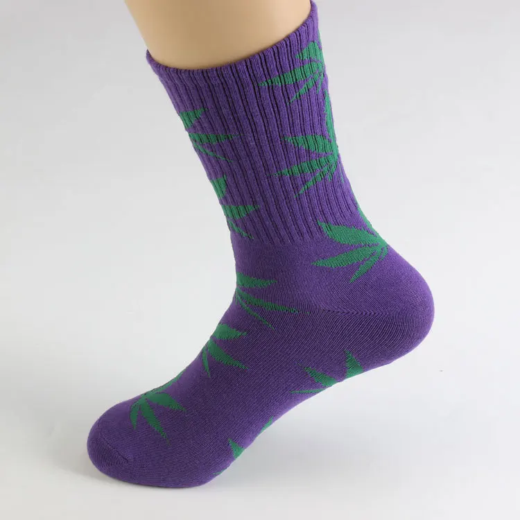 Fashion 1Pair comfortable high quality cotton socks hemp leaf maple leaves casual long weed crew socks spring and autumn
