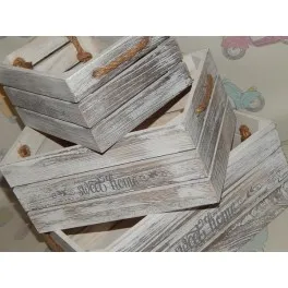 

VINTAGE WOODEN BOX