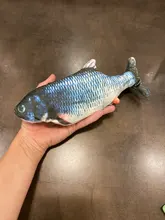 Muñeco eléctrico de peluche con forma de pez en movimiento para niños, juguete interactivo con carga USB para mascotas