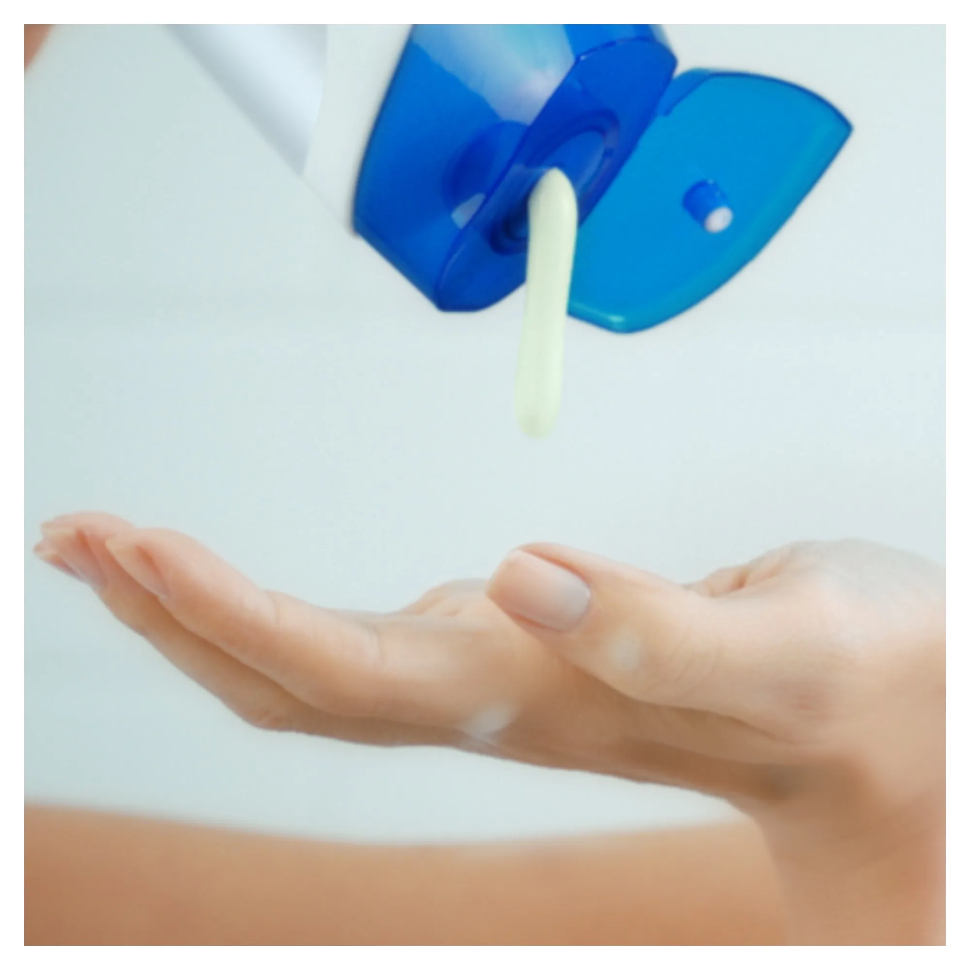 Шампунь против перхоти Head&Shoulders 3 Action Густые и крепкие 600 мл