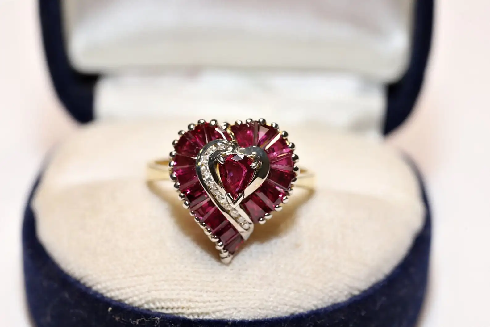 

Perfect Old 14K Gold Vintage Natural Diamond and Caliber Ruby Decorated Strong Heart Syle Ring