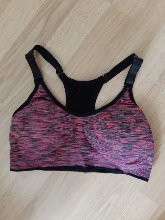 Quick Dry Padded Sports Bra photo review