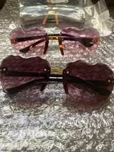 Gafas de sol sin montura con forma de corazón para niños, anteojos de sol deportivos a la moda, con Lentes rojas en color gris y Rosa, con UV400