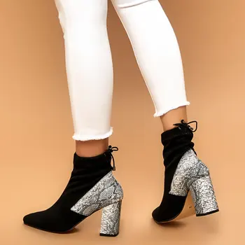 

FLO BALİN Black Women Socks Boat BUTIGO