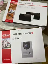 Kit de intercomunicador de vídeo IP, interfono multilingüe que incluye VTO2202F-P, VTH2421FW-P y conmutador PoE, firmware SIP