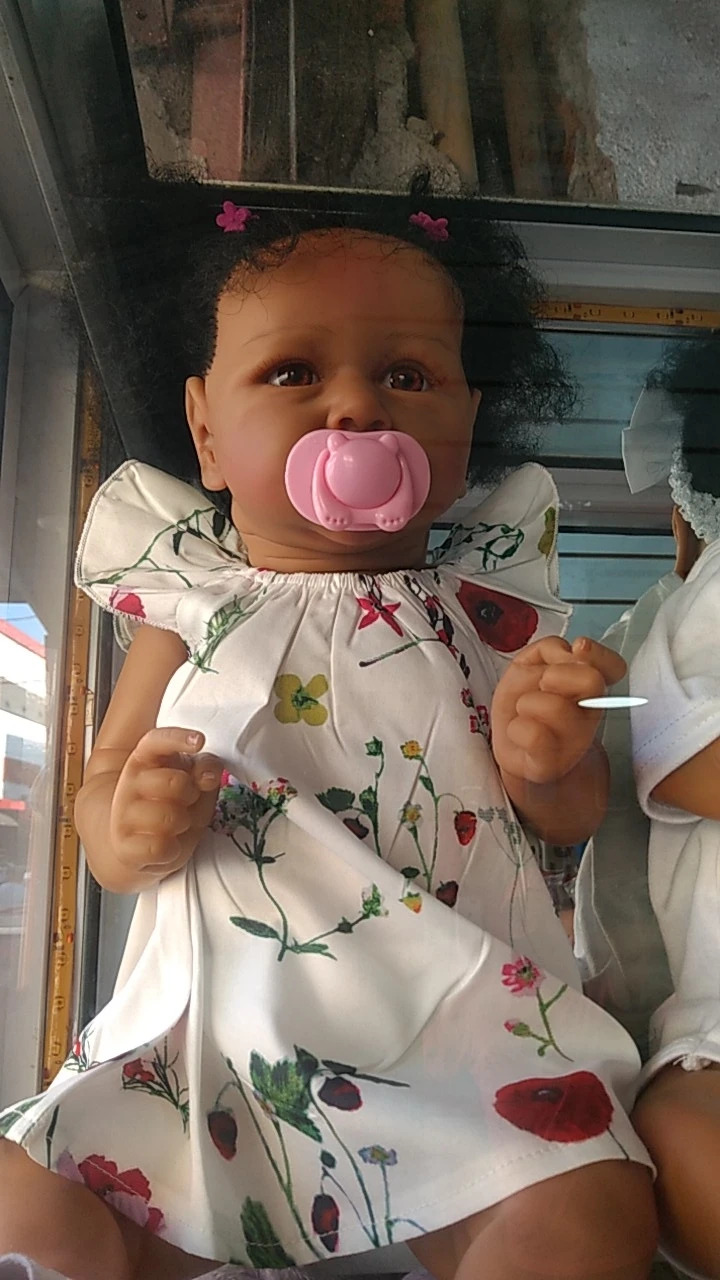 Mari com Maria Chiquinha (Bebê Reborn de Silicone) - PRONTA ENTREGA – Bebe  Reborn Original